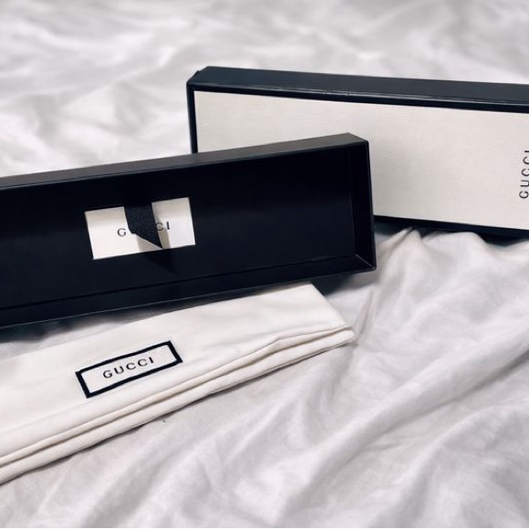 Gucci Women’s Silver Chain Bracelet with Logo - Picture 5 of 7